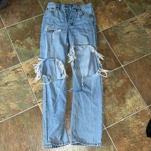 Aeropostale baggy ripped jeans size-00